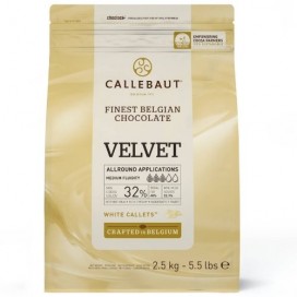 Baltasis šokoladas "Velvet 32%", 2.5 kg, Callebaut