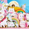 Decora Rainbow cookie cutter