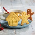 Sausainių formelių rinkinys "Kalėdų namelis ir imbierinis žmogeliukas", Decora